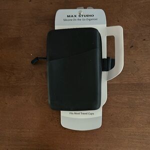 Max Studio Black Silicone on the go organizer for travel cups mugs